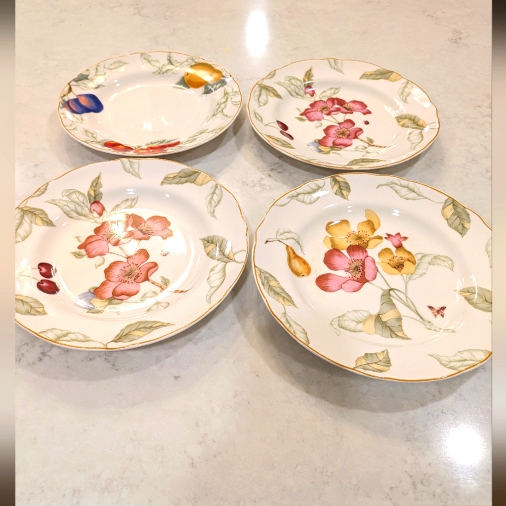 4 Plates